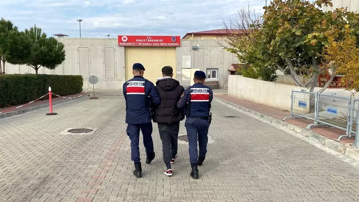 36 Yıl Cezalı Hükümlü Edremit’te Yakalandı